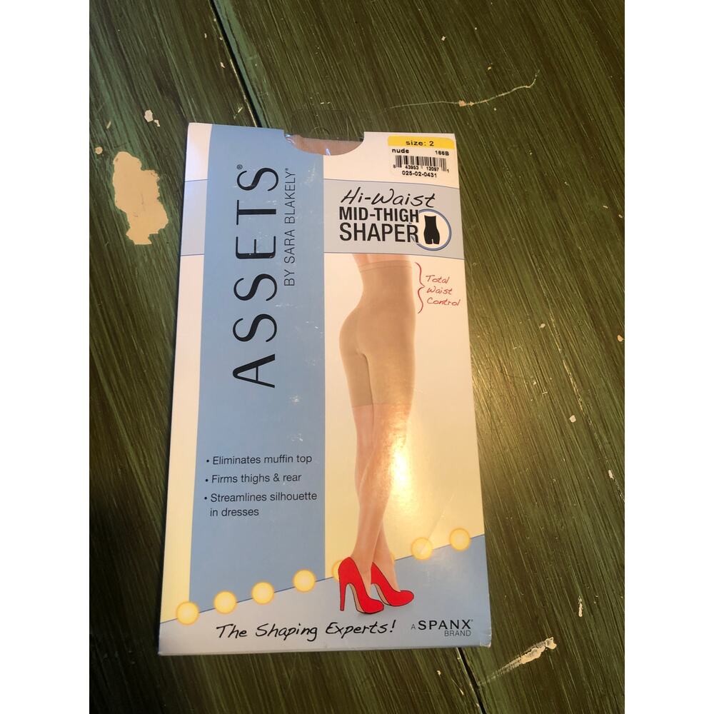 Assets by Spanx NEW Hi-Waist Mid-Thigh Shaper Nude Size 2